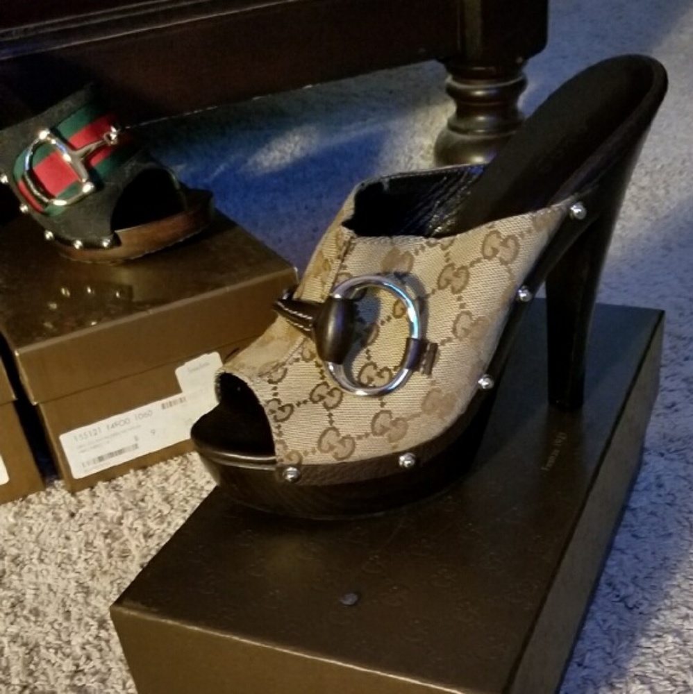 Women's Gucci Clogs
